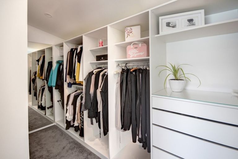 Photo of property in 68 Doon Street, Vauxhall, Dunedin, 9013