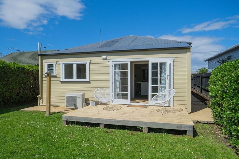 Photo of property in 204 Oxford Street, South Dunedin, Dunedin, 9012