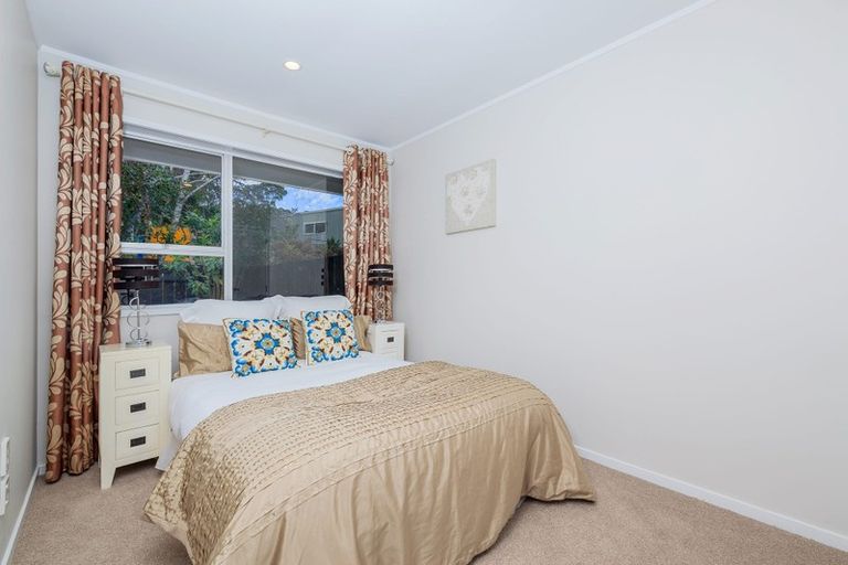 Photo of property in 1/251 Forrest Hill Road, Forrest Hill, Auckland, 0620