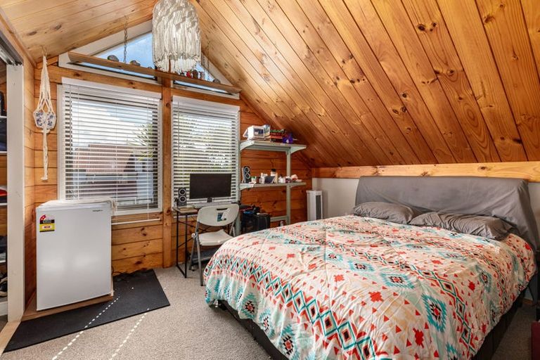 Photo of property in Princeton Gardens, 12/58 Cuba Street, Petone, Lower Hutt, 5012