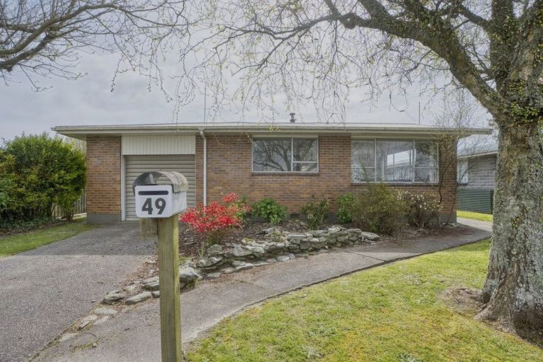 Photo of property in 49 Hoffman Street, Hokitika, 7810