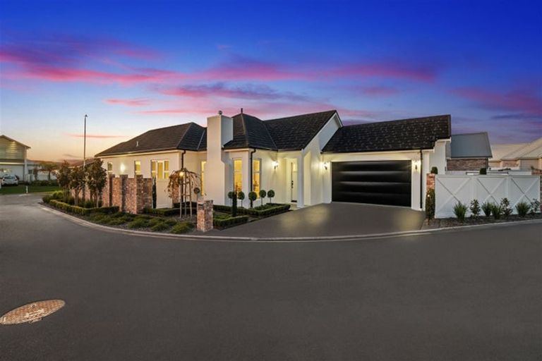 Photo of property in 5 Mollisia Lane, Papamoa Beach, Papamoa, 3118