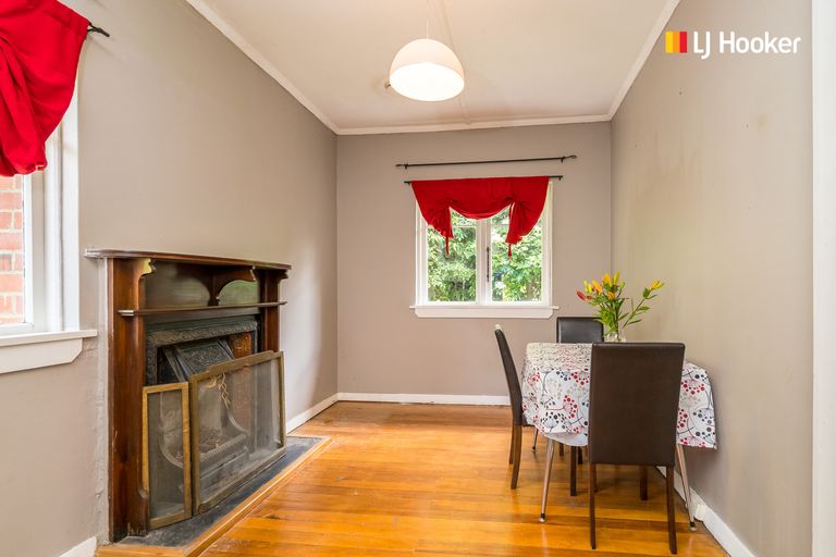 Photo of property in 56 Glen Road, Mornington, Dunedin, 9011