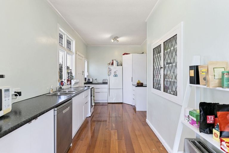 Photo of property in 30 Stoke Street, Newtown, Wellington, 6021