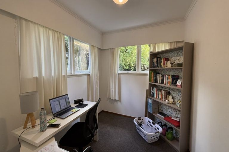 Photo of property in 7 Maori Hut Road, Red Beach, 0932