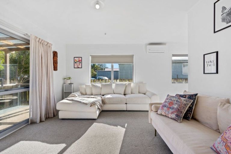 Photo of property in 43 Peter Snell Road, Ruakaka, 0116