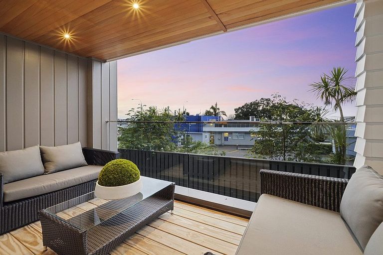 Photo of property in 6/4 Jutland Road, Hauraki, Auckland, 0622