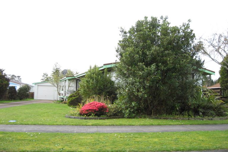 Photo of property in 40 Kowhai Street, Inglewood, 4330