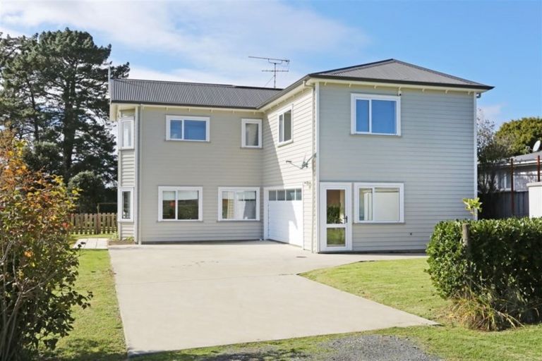 Photo of property in 17 Kohanga Road, Te Kohanga, Tuakau, 2693