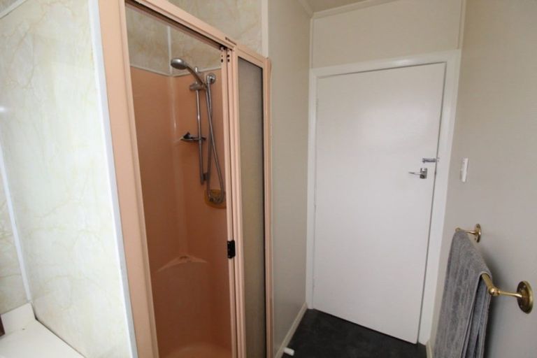 Photo of property in 6 Studholme Street, Waimate, 7924