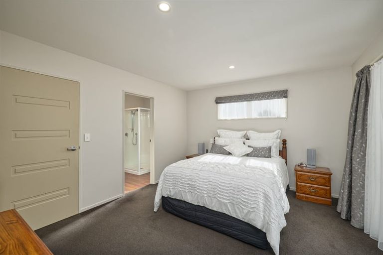 Photo of property in 40 Kotuku Road, South Bay, Kaikoura, 7300