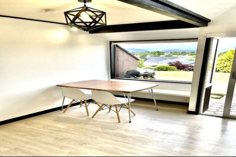 Photo of property in 3 Burnby Place, Te Anau, 9679