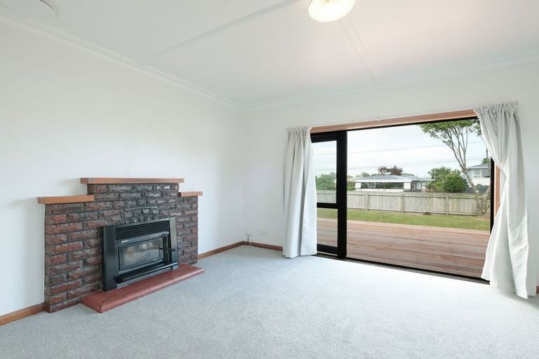 Photo of property in 125 Brooklands Road, Brooklands, New Plymouth, 4310