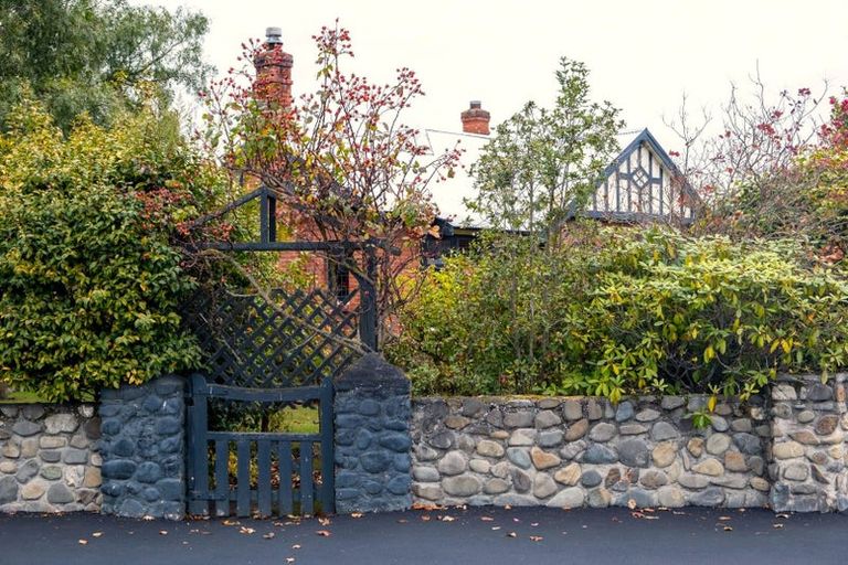 Photo of property in 16 Wood Street, Temuka, 7920