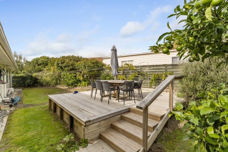 Photo of property in 41 Koromiko Street, Otaki Beach, Otaki, 5512