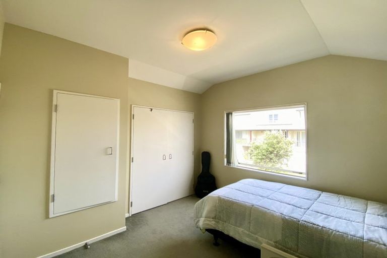 Photo of property in 30 Kirikiri Lane, East Tamaki, Auckland, 2013