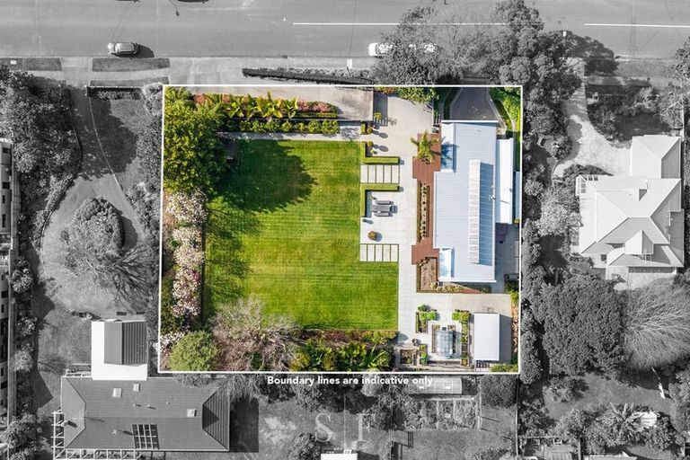 Photo of property in 8 Ngarara Road, Waikanae, 5036