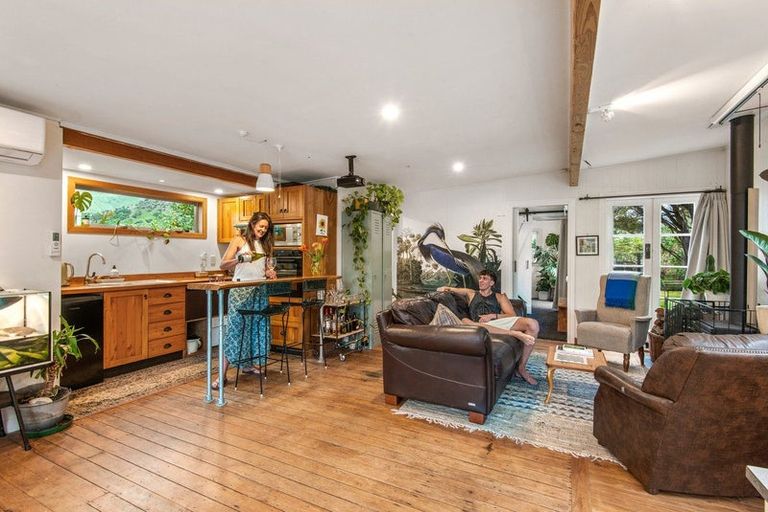 Photo of property in 92 Beach Road, Long Beach, Port Chalmers, 9081