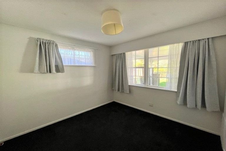 Photo of property in 99 Tirohanga Road, Tirohanga, Lower Hutt, 5010