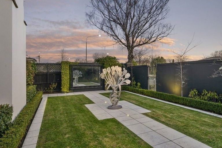 Photo of property in 370 Papanui Road, Strowan, Christchurch, 8052