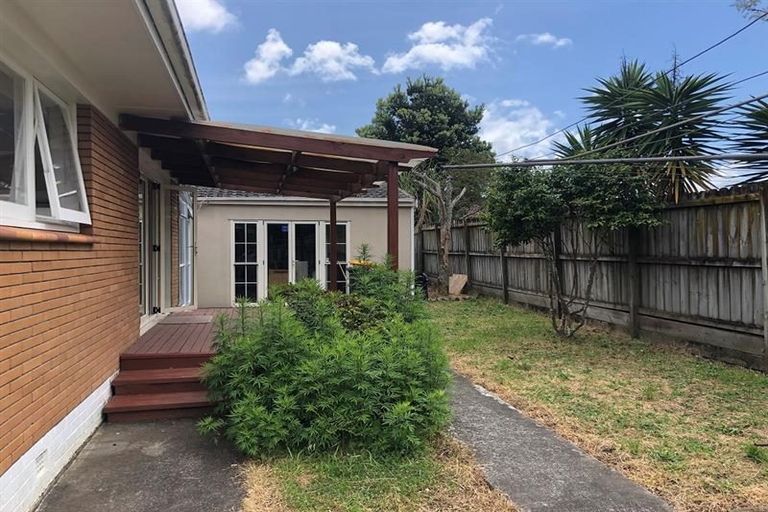 Photo of property in 2/130 Ti Rakau Drive, Pakuranga, Auckland, 2010