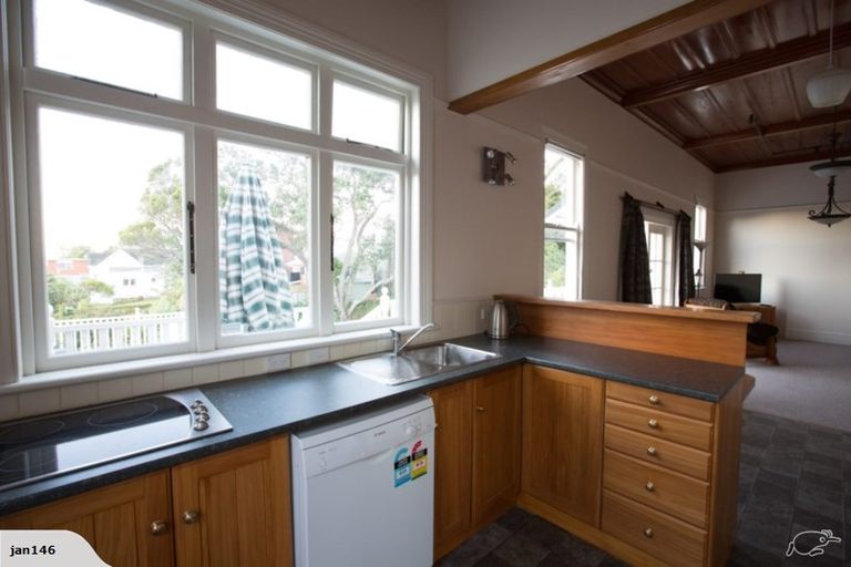 Photo of property in 5a Gilbert Street, Amberley, 7410