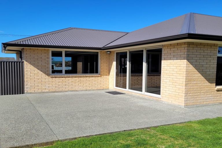 Photo of property in 75 Hayhurst Street North, Temuka, 7920