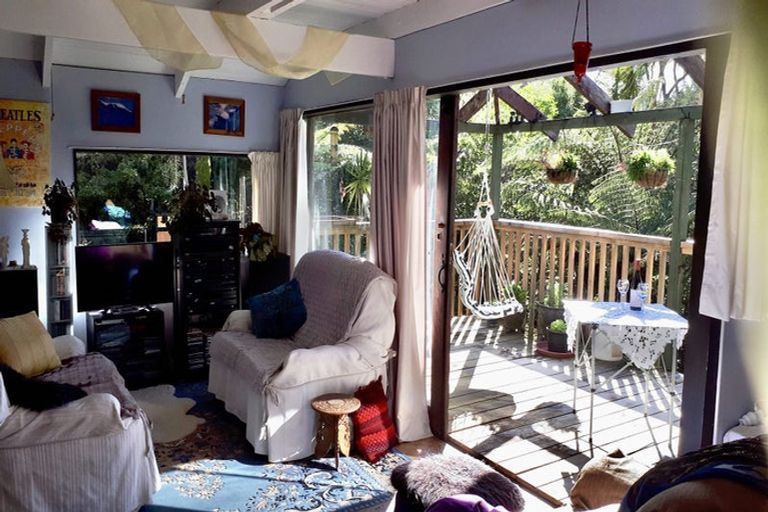 Photo of property in 5 Opahi Bay Road, Mahurangi West, Warkworth, 0983