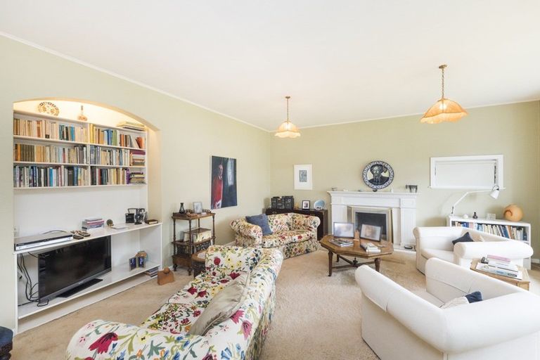 Photo of property in 202 Park Road, Hokowhitu, Palmerston North, 4410