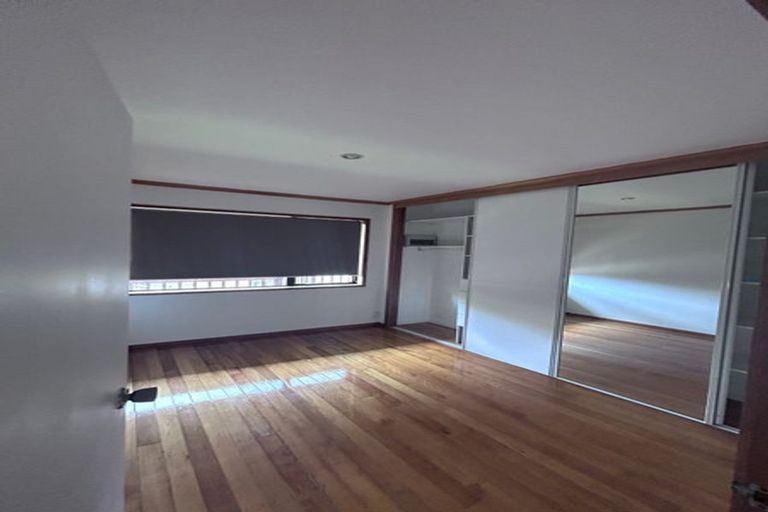 Photo of property in 2 Allender Drive, Torbay, Auckland, 0630