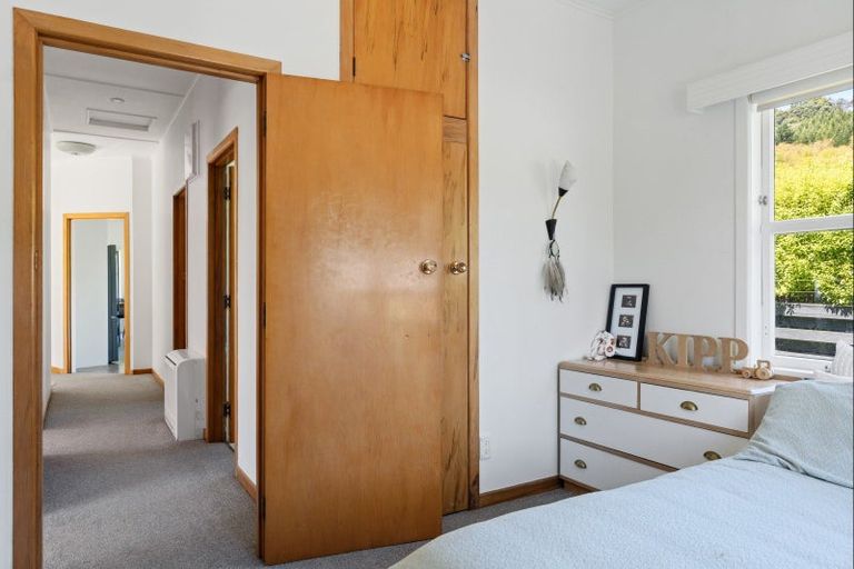 Photo of property in 13 Dillon Bell Road, Whataupoko, Gisborne, 4010