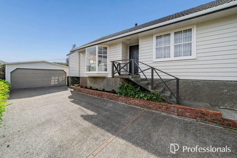 Photo of property in 65 Major Drive, Kelson, Lower Hutt, 5010