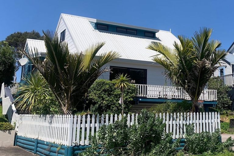 Photo of property in 110 Te Haumi Drive, Paihia, 0200