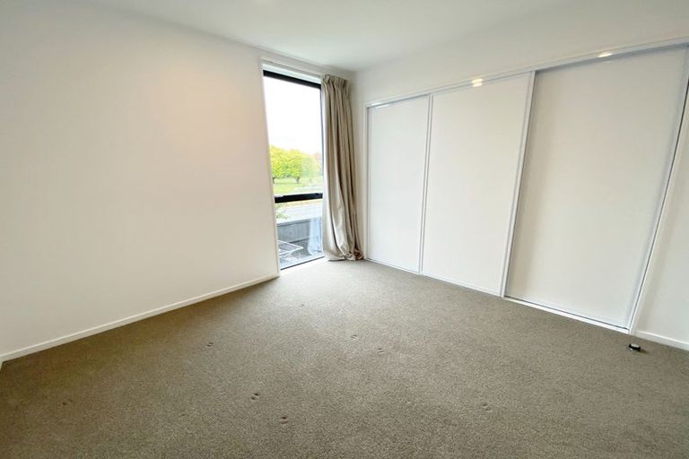 Photo of property in 56 Piripiri Place, Broomfield, Christchurch, 8042