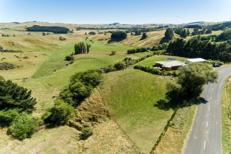 Photo of property in 800 Maraetotara Road, Maraetotara, Havelock North, 4294