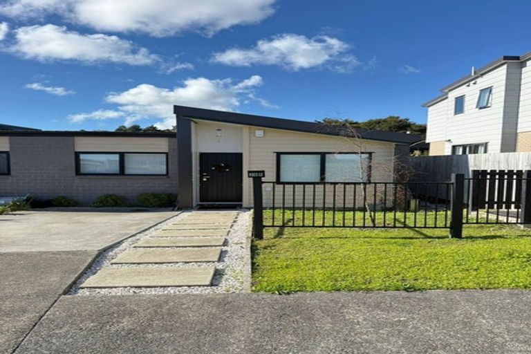 Photo of property in 28b Poruru Close, Papakura, 2110