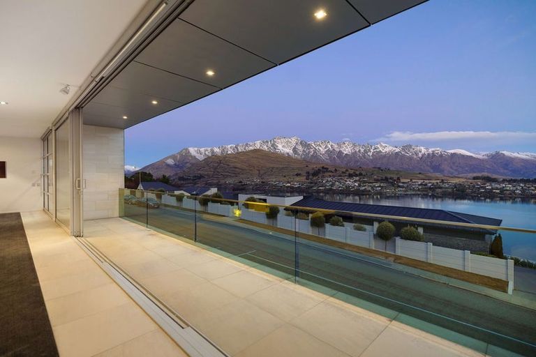 Photo of property in 74 Panorama Terrace, Queenstown, 9300