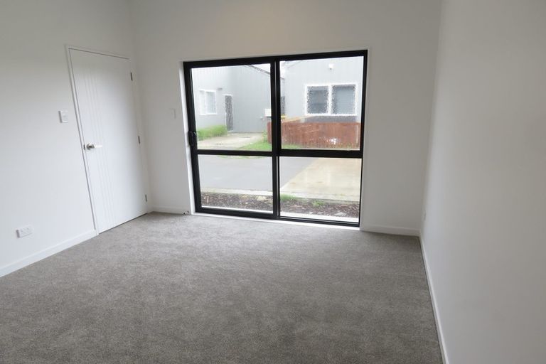 Photo of property in 49 Matakohe Road, Westgate, Auckland, 0814
