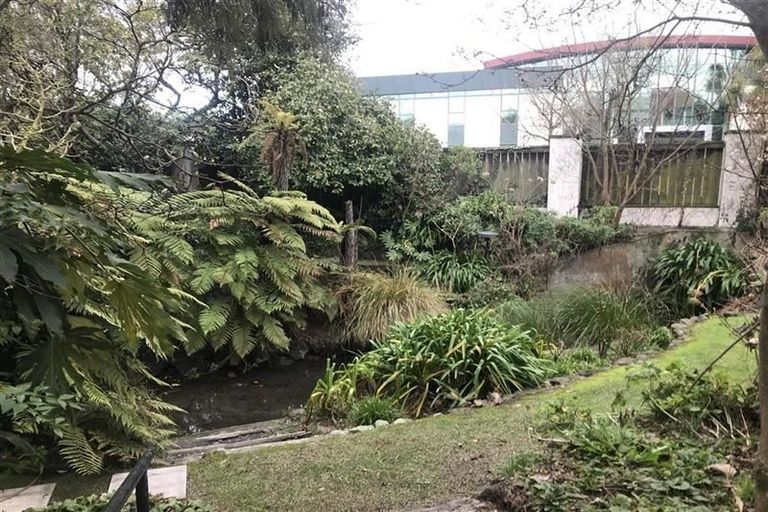 Photo of property in 2/24 Mansfield Avenue, St Albans, Christchurch, 8014