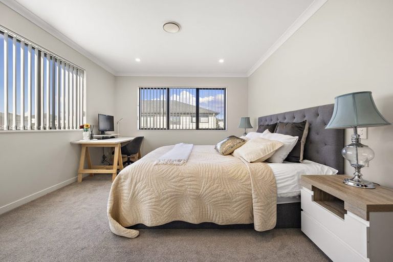 Photo of property in 30 Hikuawa Road, Flat Bush, Auckland, 2019