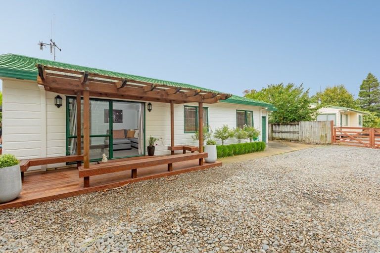 Photo of property in 8b Resolution Road, Welcome Bay, Tauranga, 3112