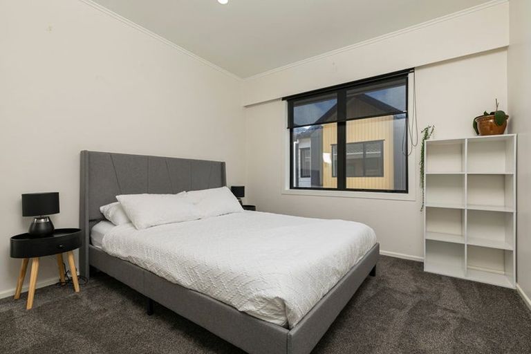 Photo of property in 250 Don Buck Road, Massey, Auckland, 0614