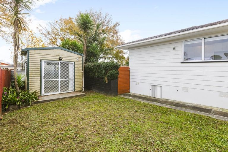 Photo of property in 2/26 Navigator Place, Papatoetoe, Auckland, 2025