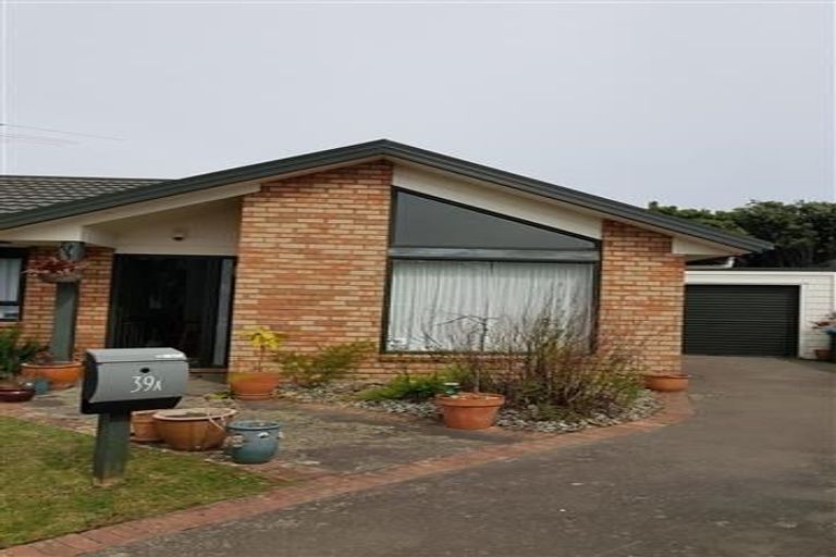 Photo of property in 39a Apple Terrace, Ranui, Porirua, 5024