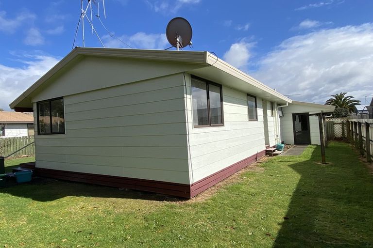 Photo of property in 21 Rigter Place, Enderley, Hamilton, 3214