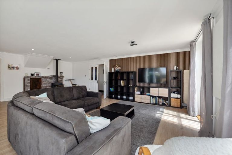 Photo of property in 5 Wynyard Street, Normanby, Hawera, 4614