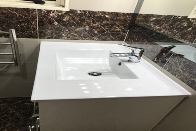 Photo of property in 100 Westerham Drive, Dannemora, Auckland, 2016