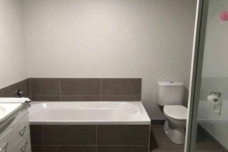 Photo of property in 43 Popokatea Drive, Takanini, 2112