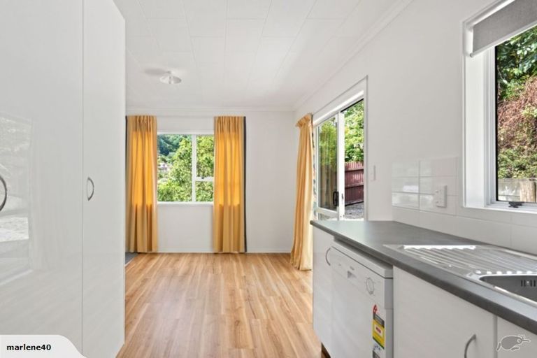 Photo of property in 45 Dorset Street, Picton, 7220