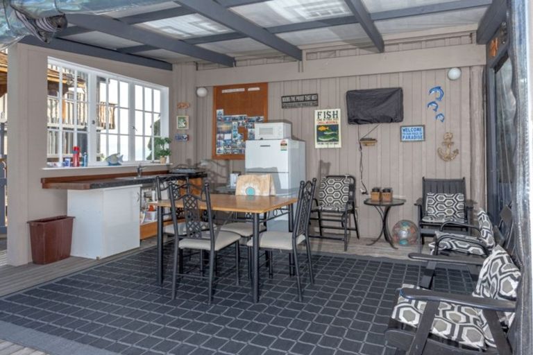 Photo of property in 285 Preeces Point Road, Preece Point, Coromandel, 3506